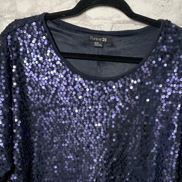 Blue sequins crop shirt - Picture 8 of 8